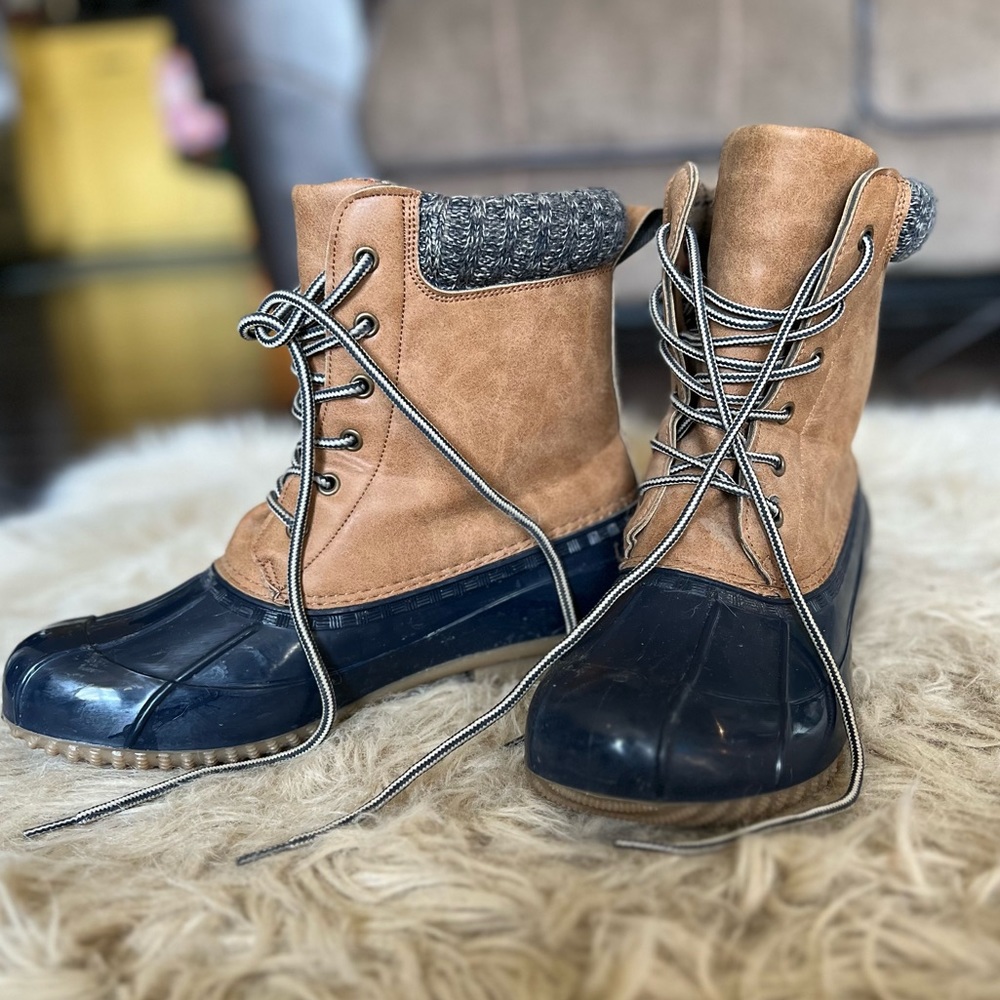 JustFab navy duck boots